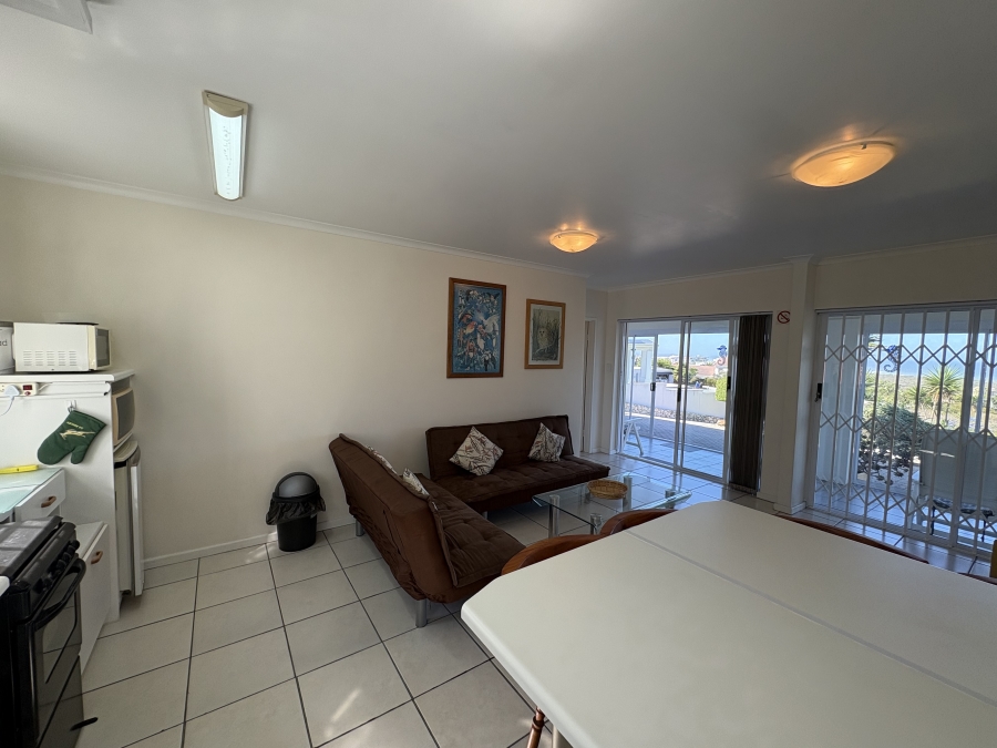 4 Bedroom Property for Sale in Pearl Bay Western Cape